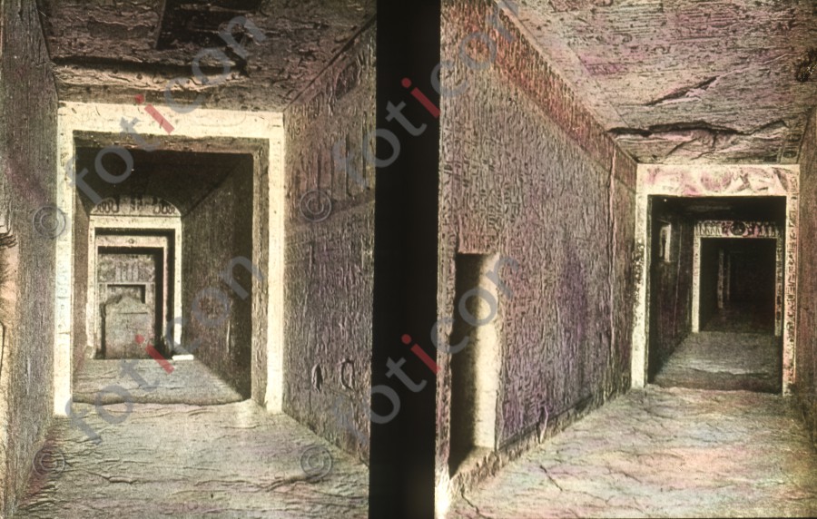Begräbnisstätte im Tal der Könige | Burial site in the Valley of the Kings Mummy  (foticon-simon-008-056.jpg)